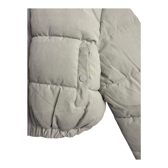 Pretty Little Thing Peach Skin Cropped Bubble Puffer Jacket Gray Size 4 NWT‎ - Picture 8 of 12